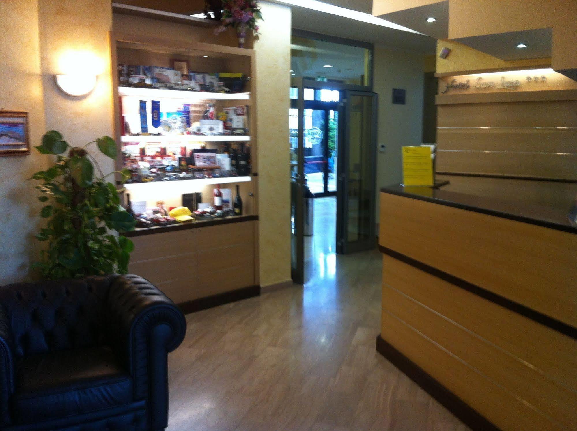 רוסאנו Hotel San Luca מראה חיצוני תמונה